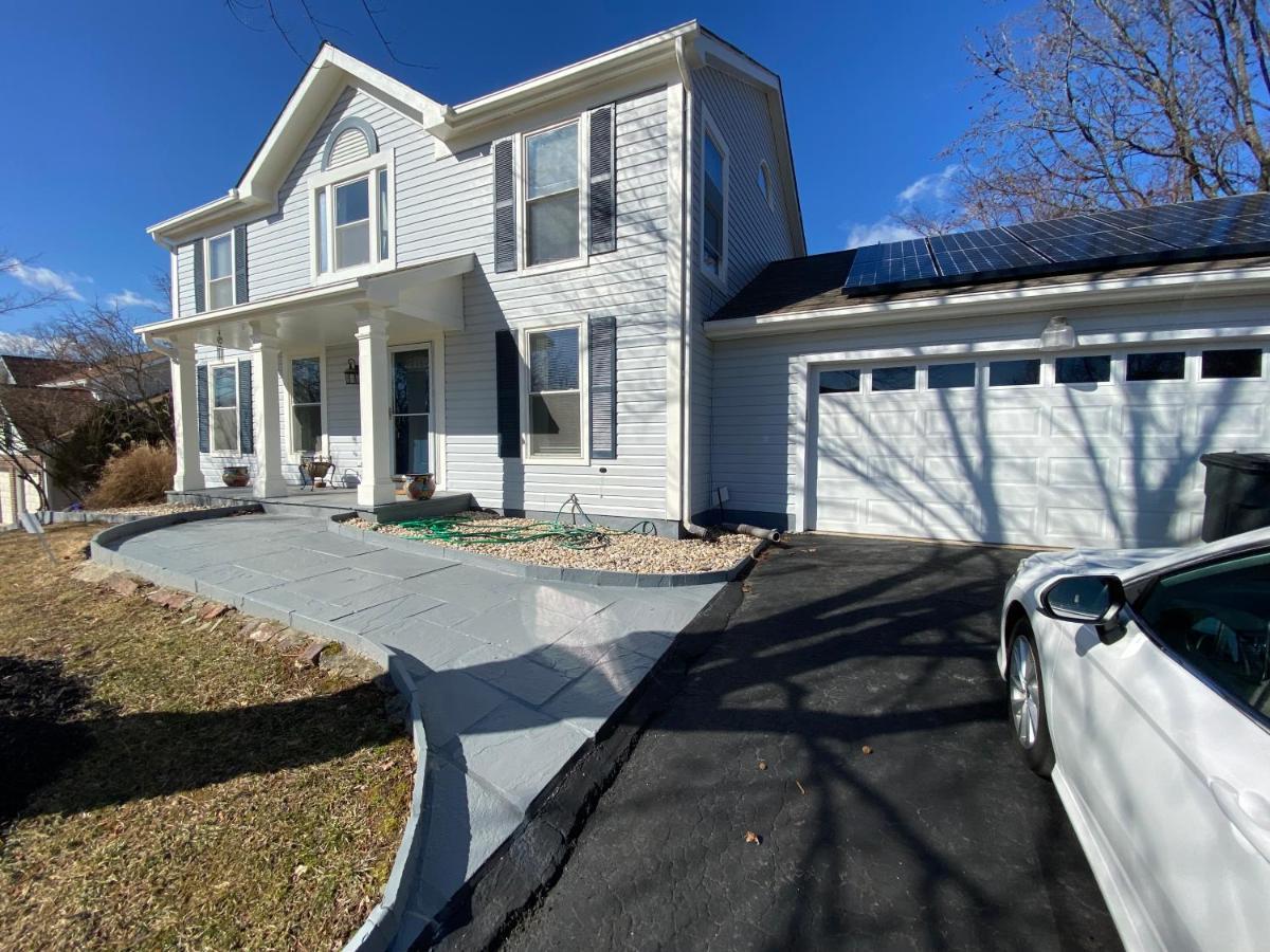 Hébergement de vacances Upgraded, Beautiful 4 Bd Colonial In *