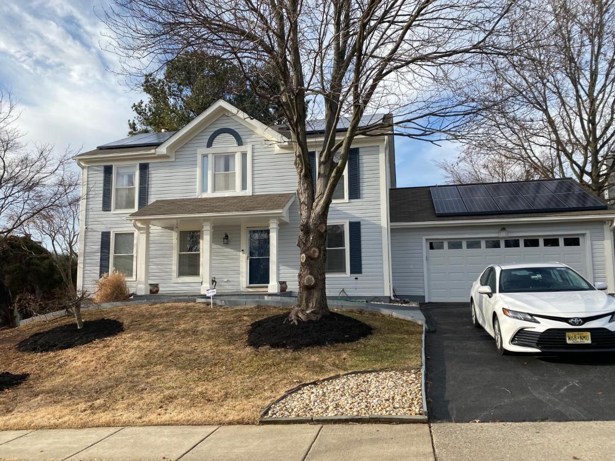 Upgraded, Beautiful 4 Bd Colonial In * Silver Spring