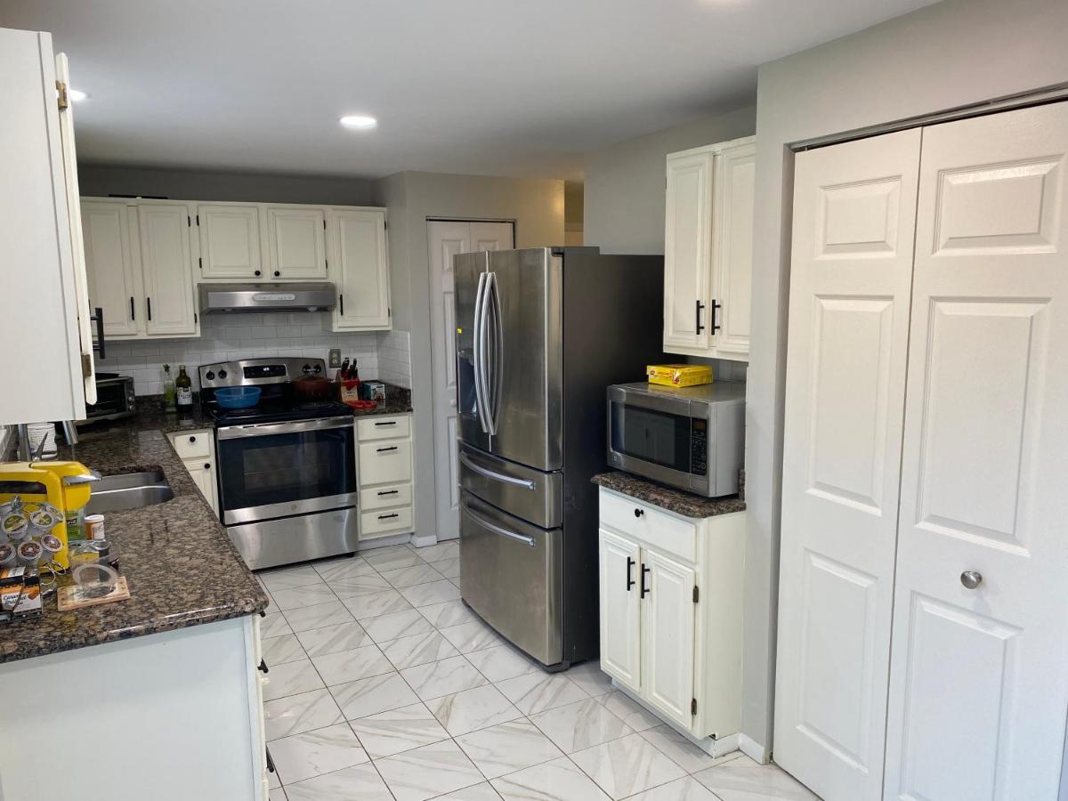 Hébergement de vacances Upgraded, Beautiful 4 Bd Colonial In
